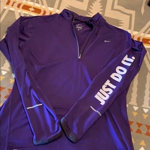 Women’s Nike long sleeve